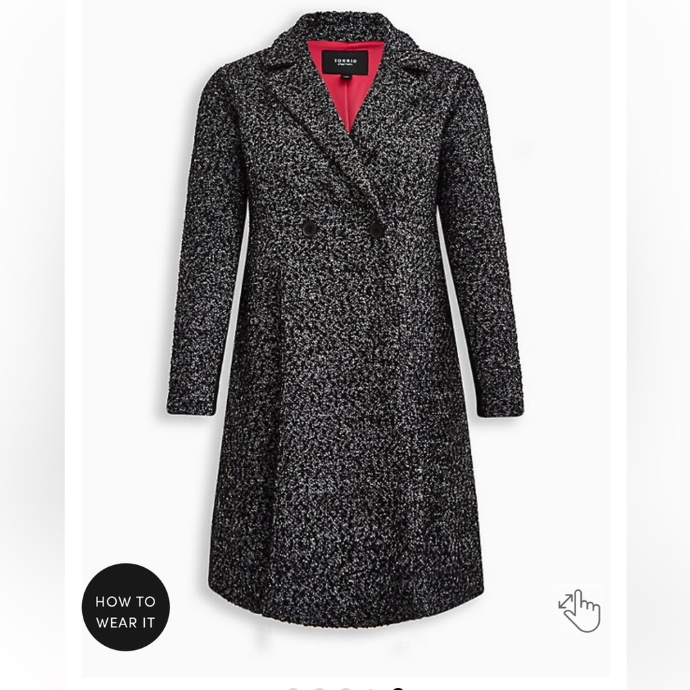 (J14) Torrid Black & White Boucle Statement Coat with pink lining
